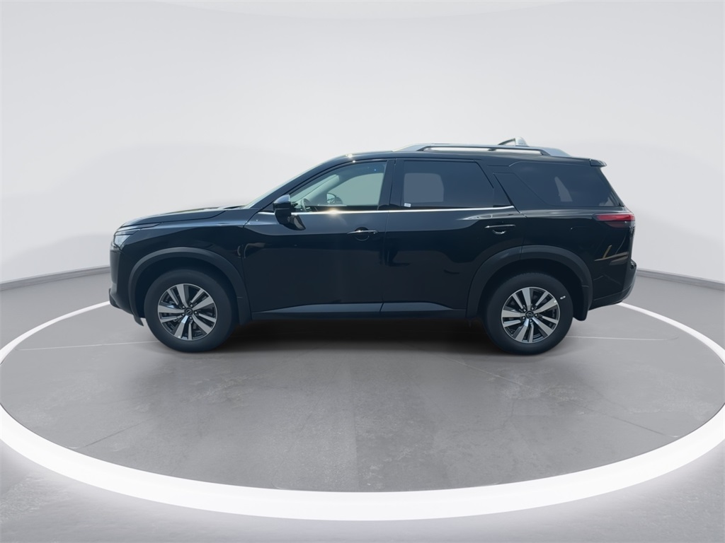 2025 Nissan Pathfinder SL photo 4