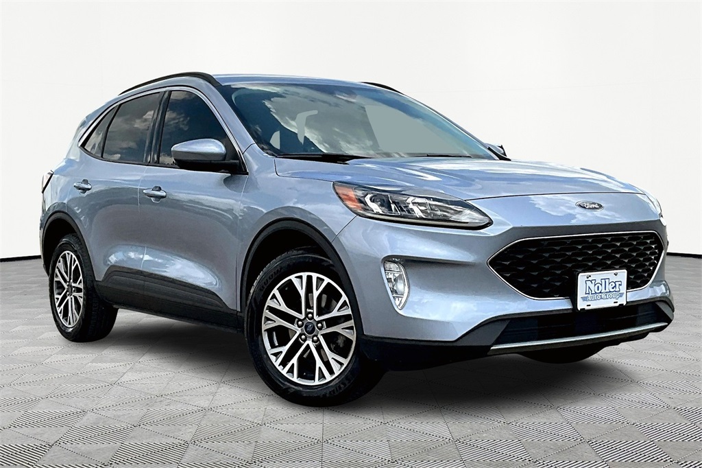 2022 Ford Escape SEL photo 12