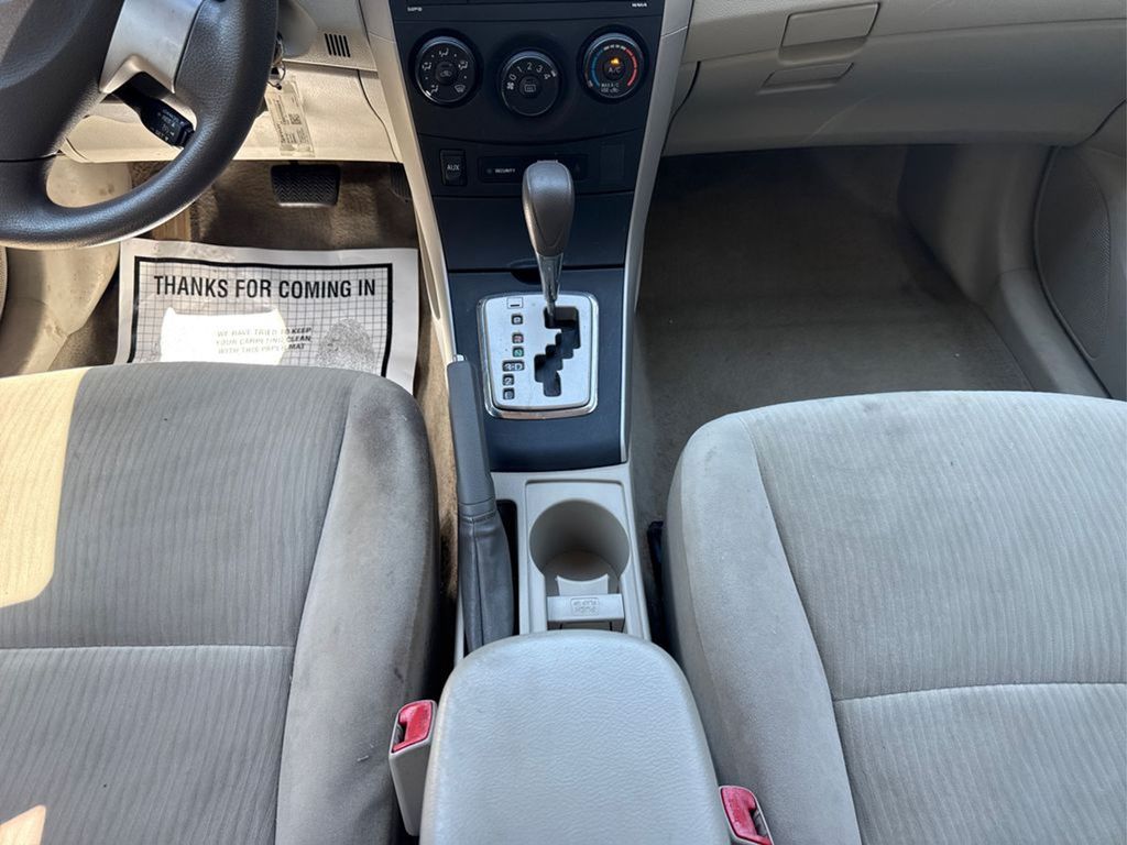 2010 Toyota Corolla Base photo 18