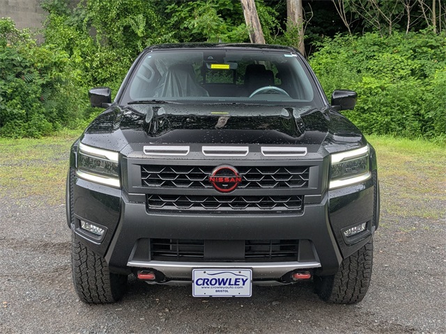2025 Nissan Frontier PRO-4X photo 8