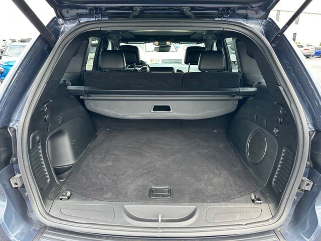 2021 Jeep Grand Cherokee Anniversary Edition photo 28