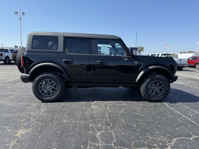 2025 Ford Bronco Badlands photo 10