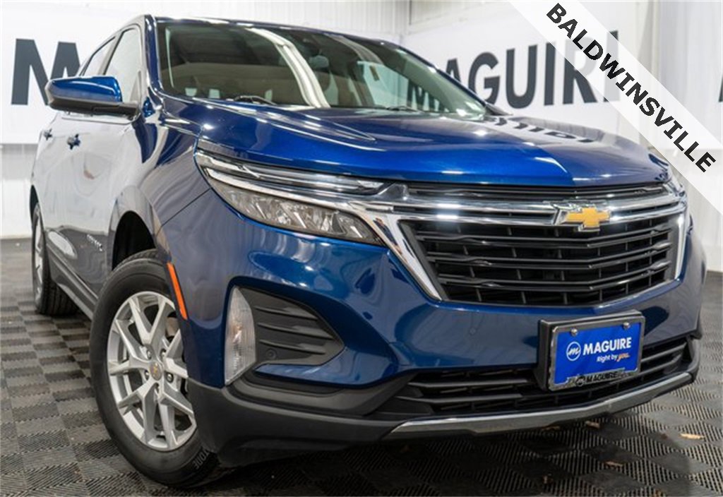 2022 Chevrolet Equinox LT's photo