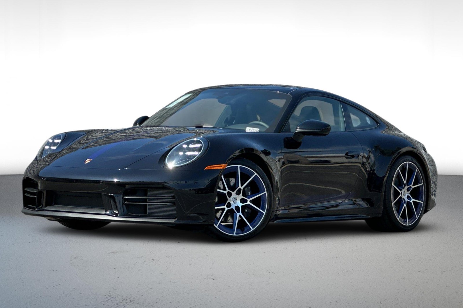 2026 Porsche 911 T photo 2