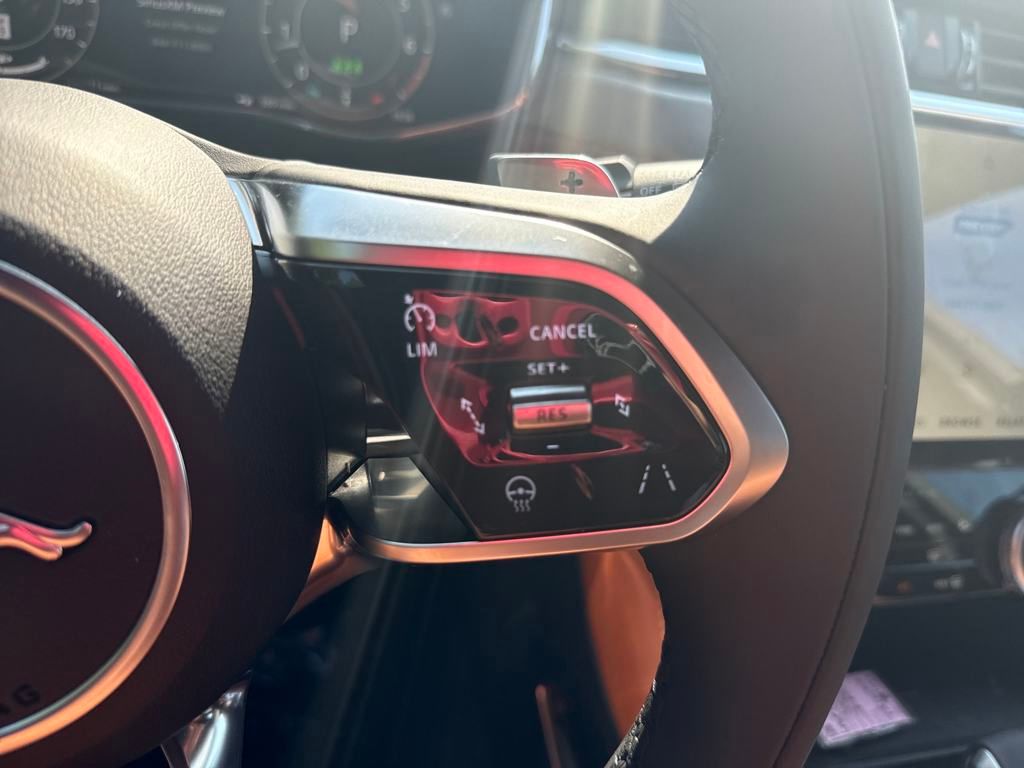 2026 Jaguar F-PACE P250 R-Dynamic S photo 17