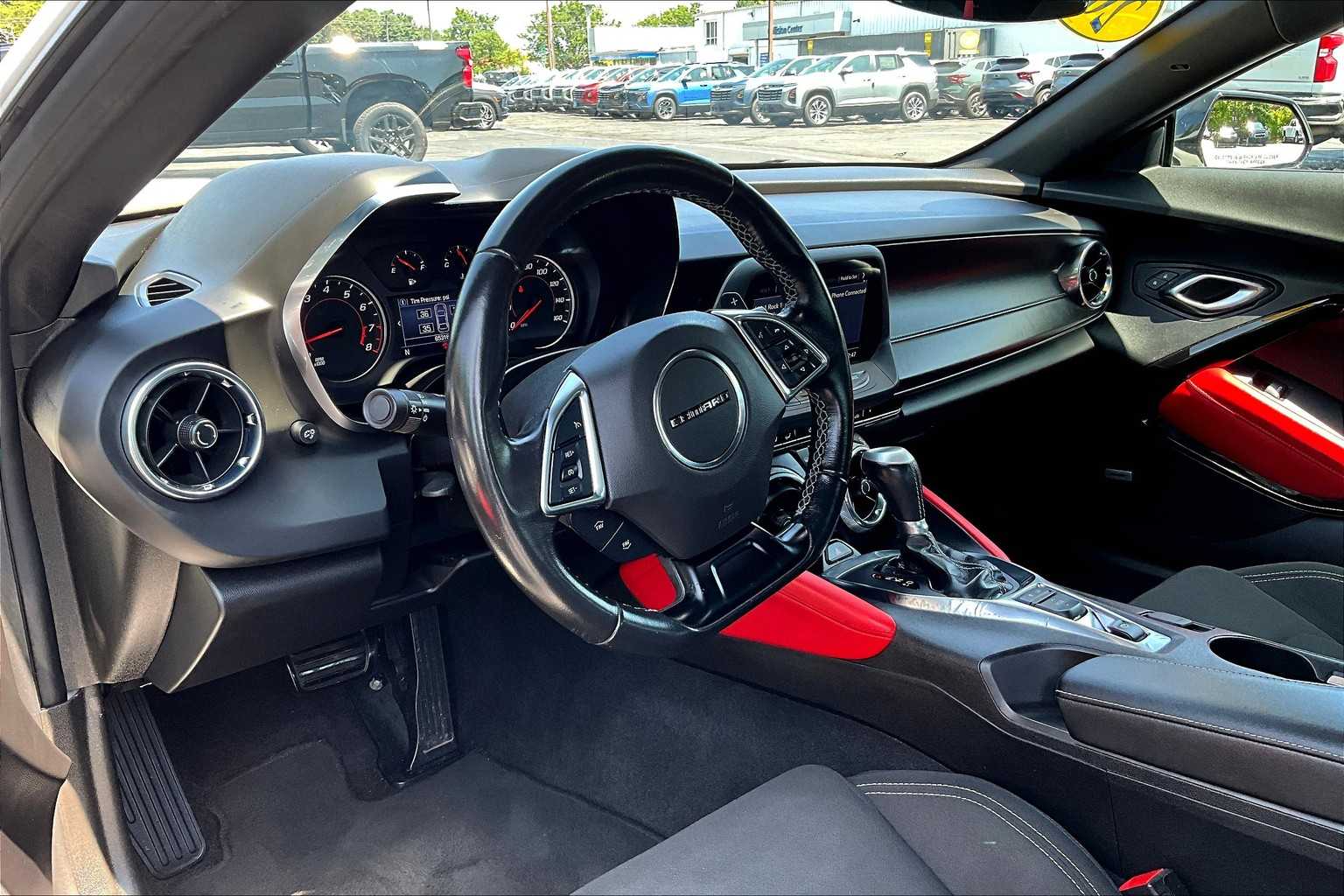 2021 Chevrolet Camaro 1LT photo 8