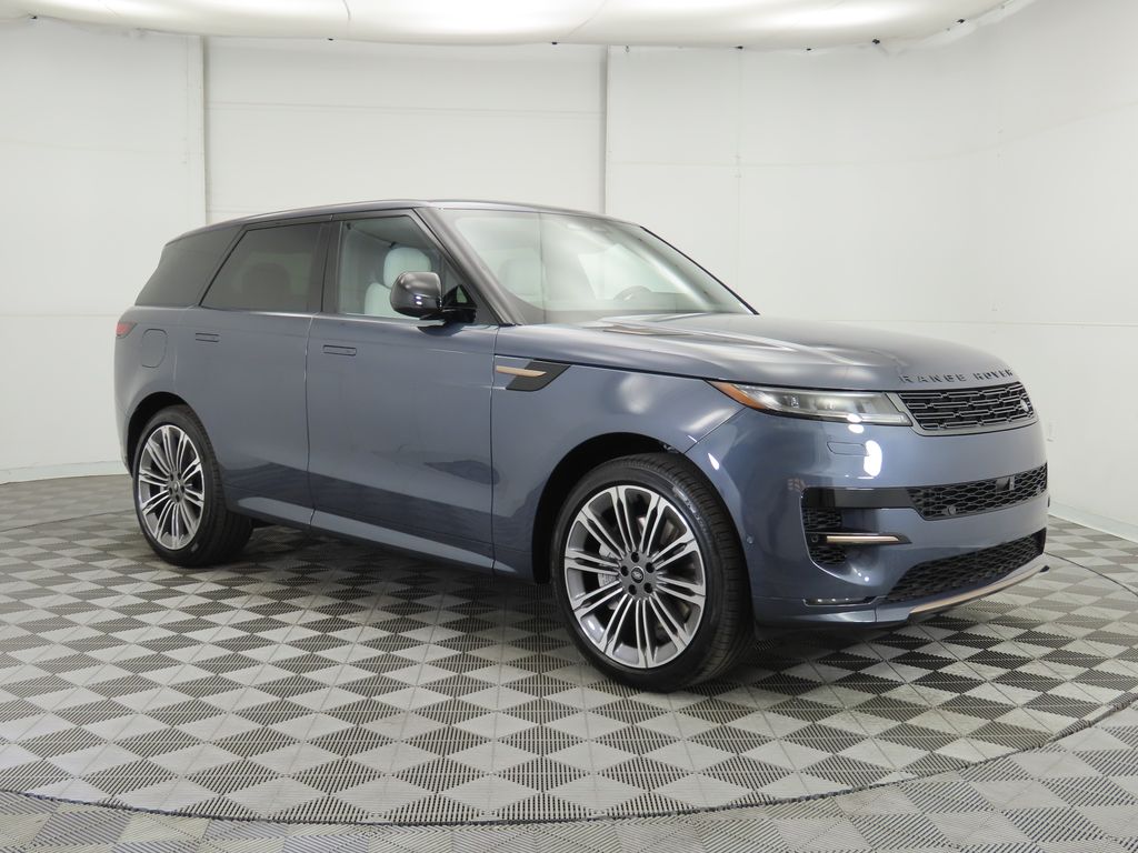 2025 Land Rover Range Rover Sport SE photo 3