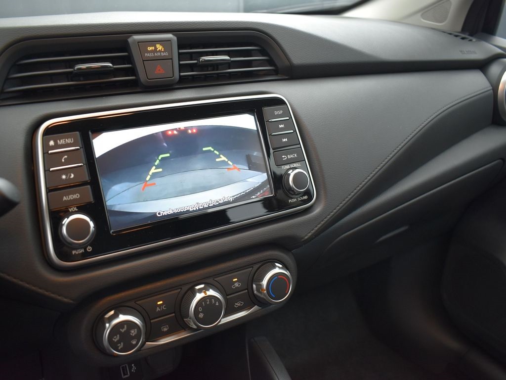 2025 Nissan Versa 1.6 S photo 27