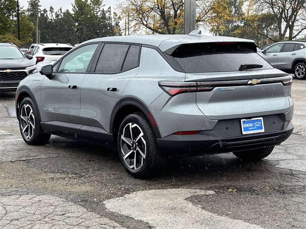 2026 Chevrolet Equinox EV 1LT photo 4