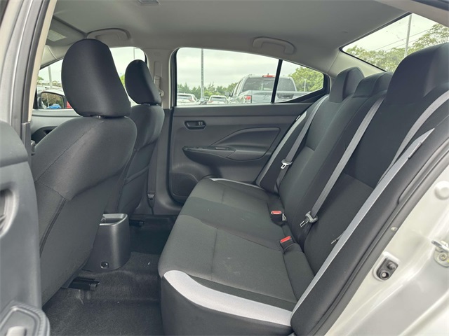 2025 Nissan Versa S photo 12