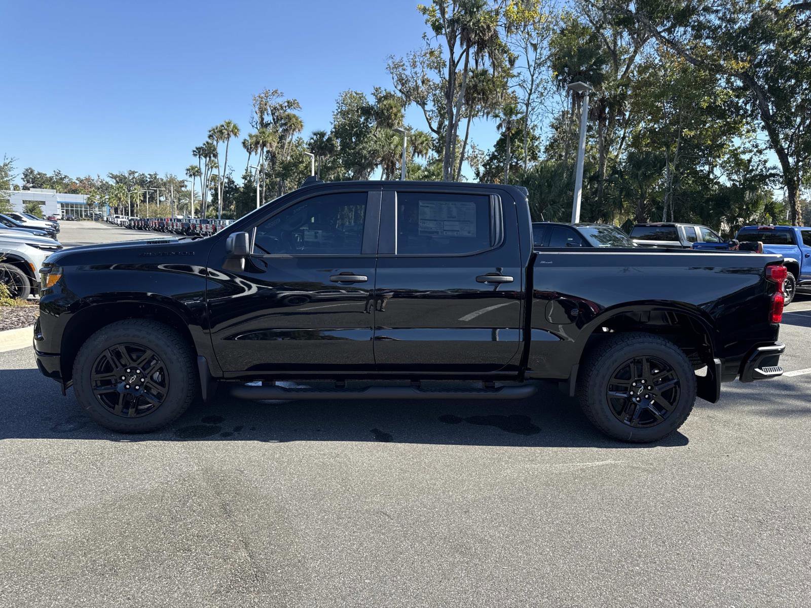 2026 Chevrolet Silverado 1500 Custom photo 3