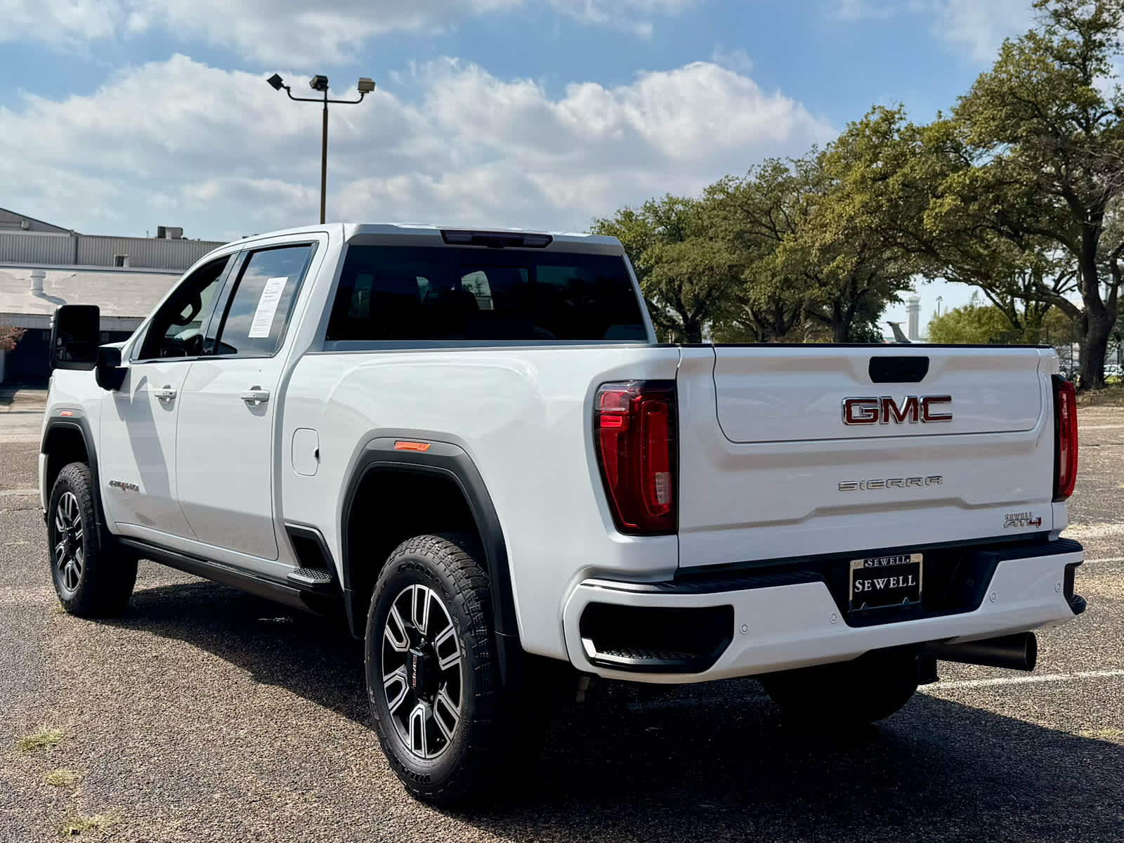 2021 Gmc Sierra 2500 HD AT4 photo 3