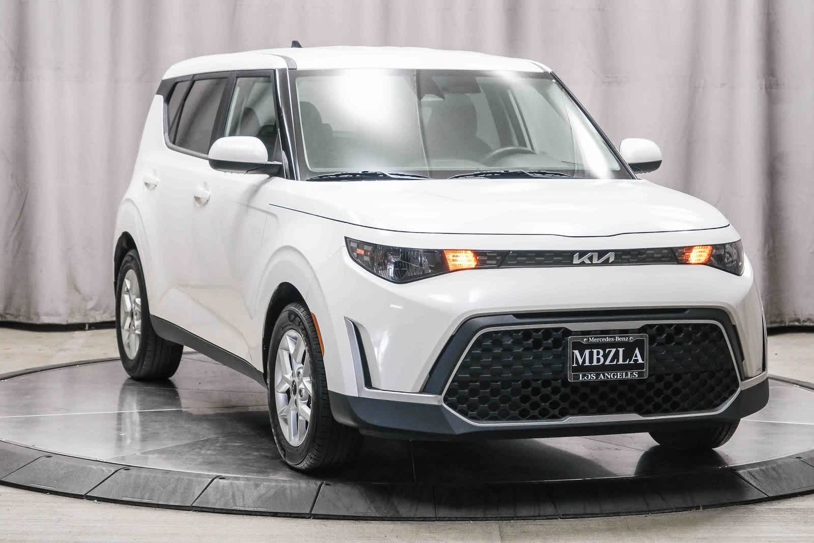 2023 Kia Soul LX photo 5