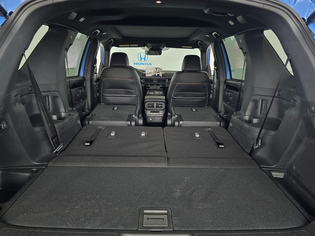 2025 Honda Pilot TrailSport photo 57