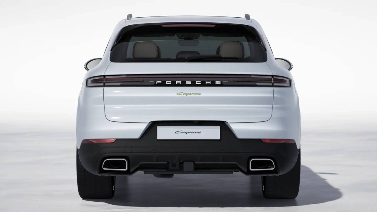 2026 Porsche Cayenne E-Hybrid photo 7