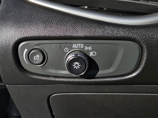 2023 Chevrolet Malibu 1LT photo 11
