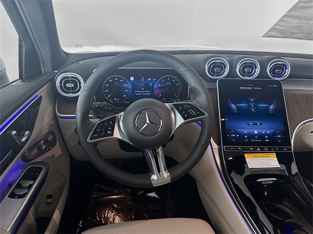 2026 Mercedes Benz GLC 300 photo 21