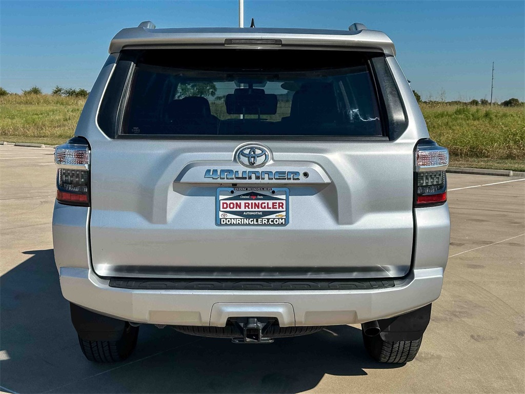 2018 Toyota 4Runner SR5 Premium photo 4