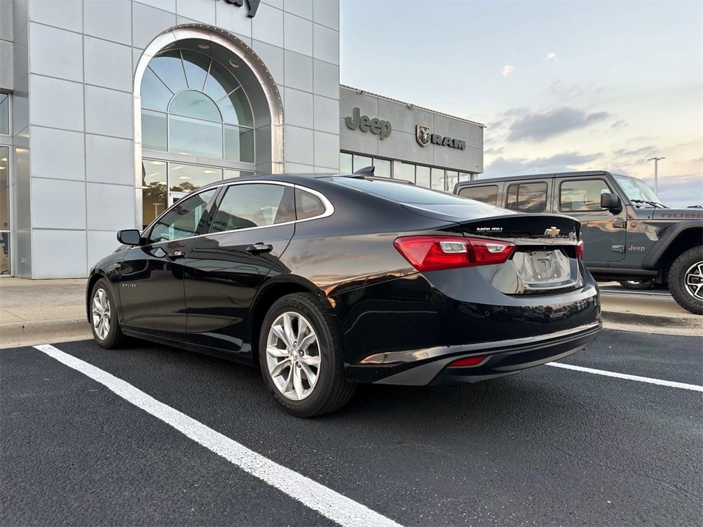 2024 Chevrolet Malibu 1LT photo 4