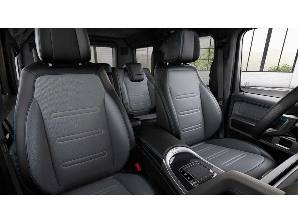 2025 Mercedes Benz G photo 6