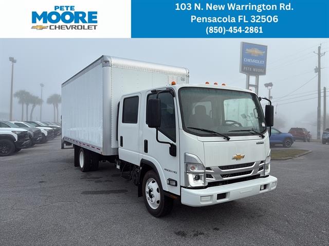 2025 Chevrolet Low Cab Forward Base's photo