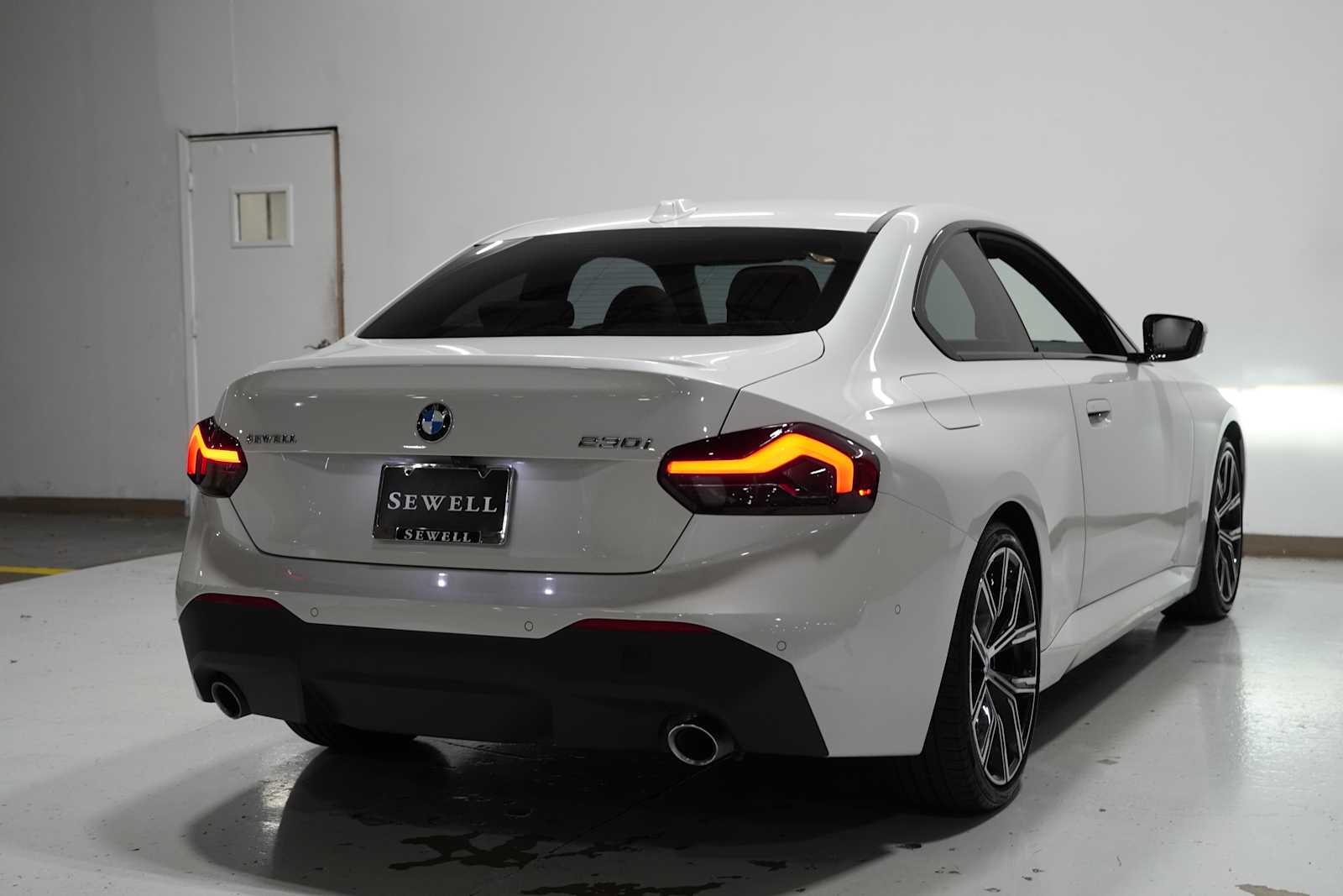 2023 Bmw 230i 2-Series photo 4
