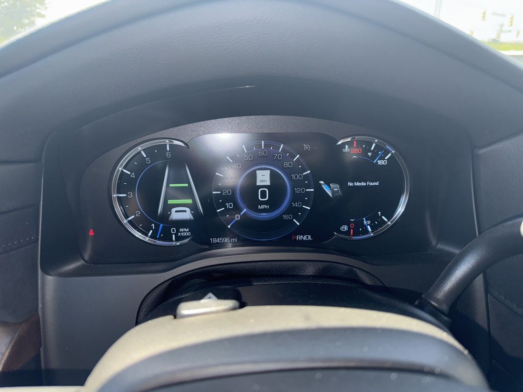 2020 Cadillac Escalade Luxury photo 12