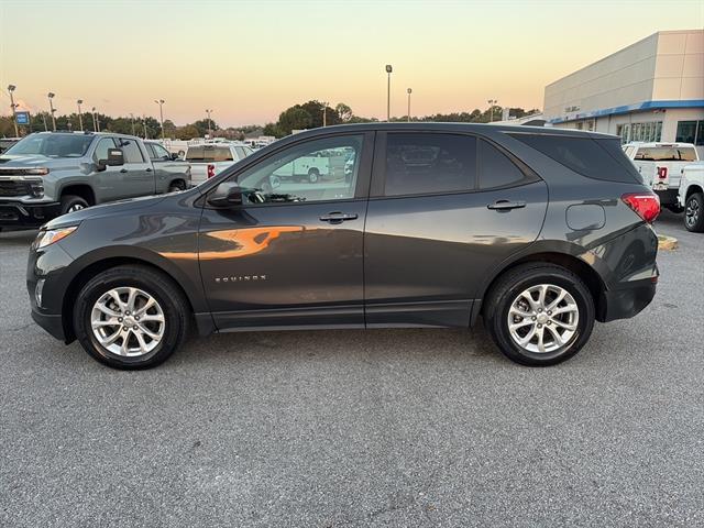 2021 Chevrolet Equinox LS photo 4