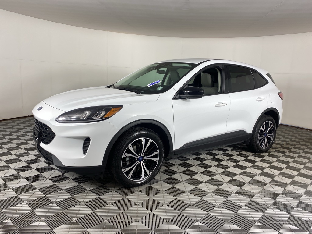 2022 Ford Escape SE photo 9