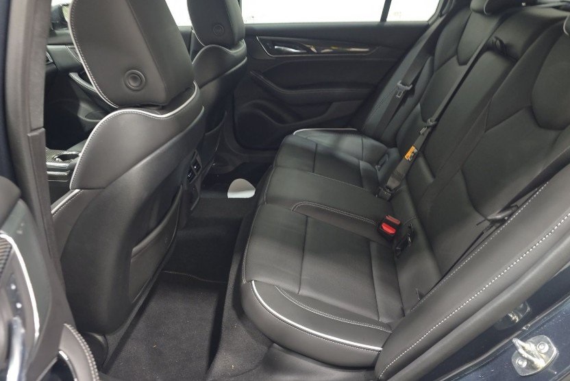 2025 CADILLAC CT5 - Image 8