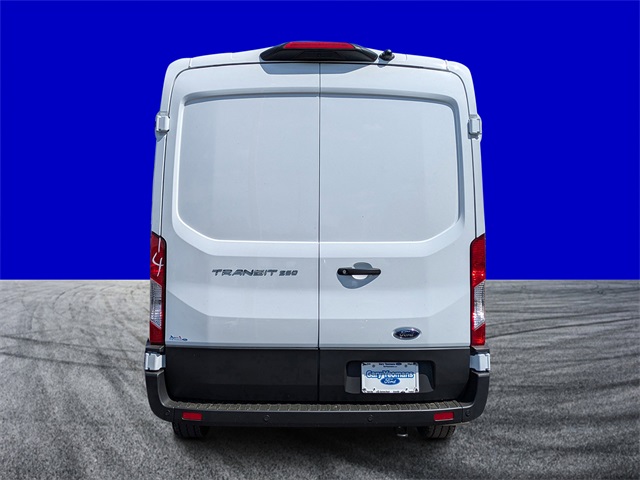 2025 Ford Transit Cargo Van photo 4