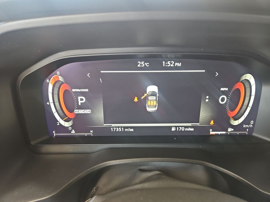 2024 Nissan Rogue Platinum photo 10