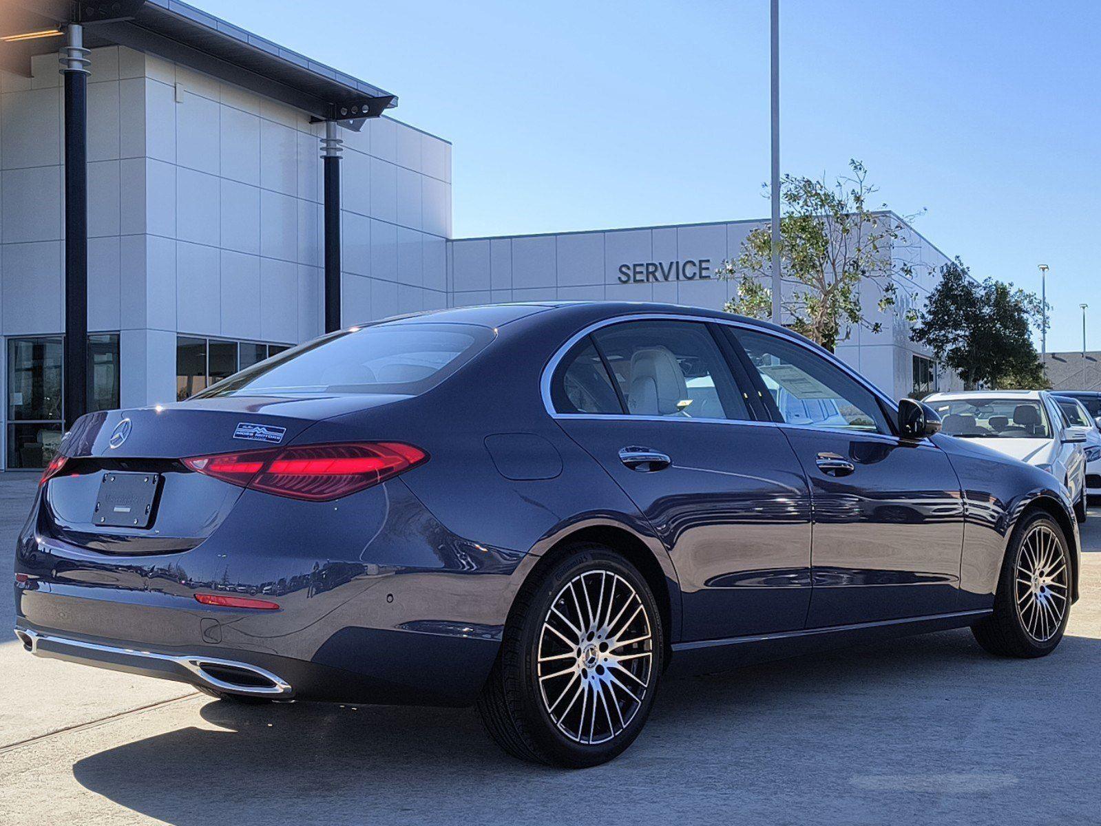 2025 Mercedes Benz C 300 photo 4