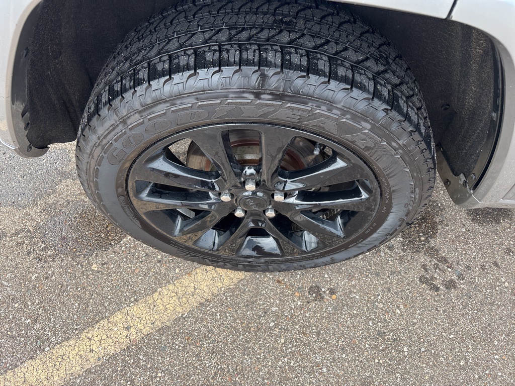 2018 Jeep Grand Cherokee Altitude photo 3
