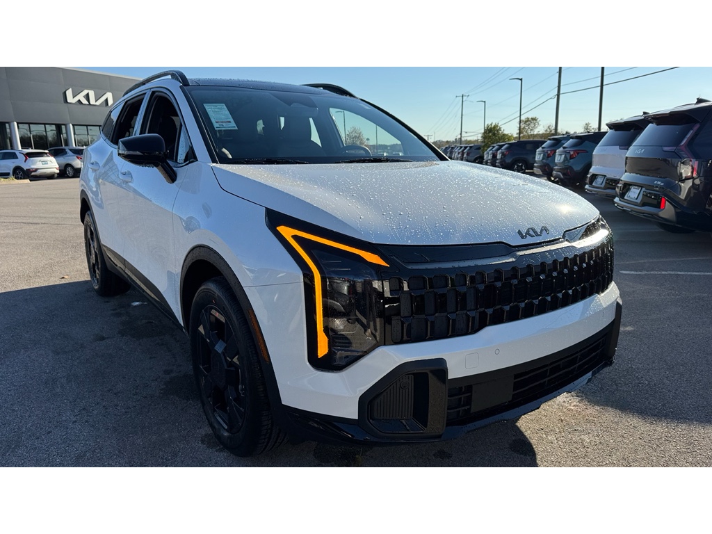 2026 Kia Sportage X-Line Hybrid's photo