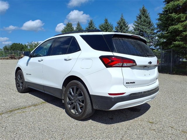2022 Chevrolet Equinox RS photo 2