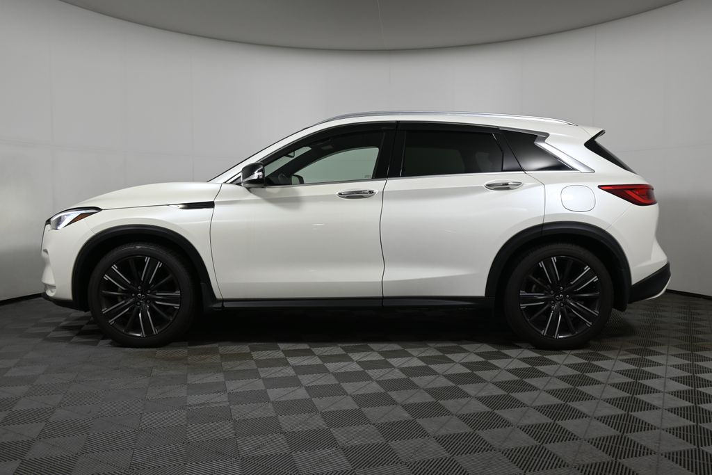 2021 Infiniti QX50 Luxe photo 2