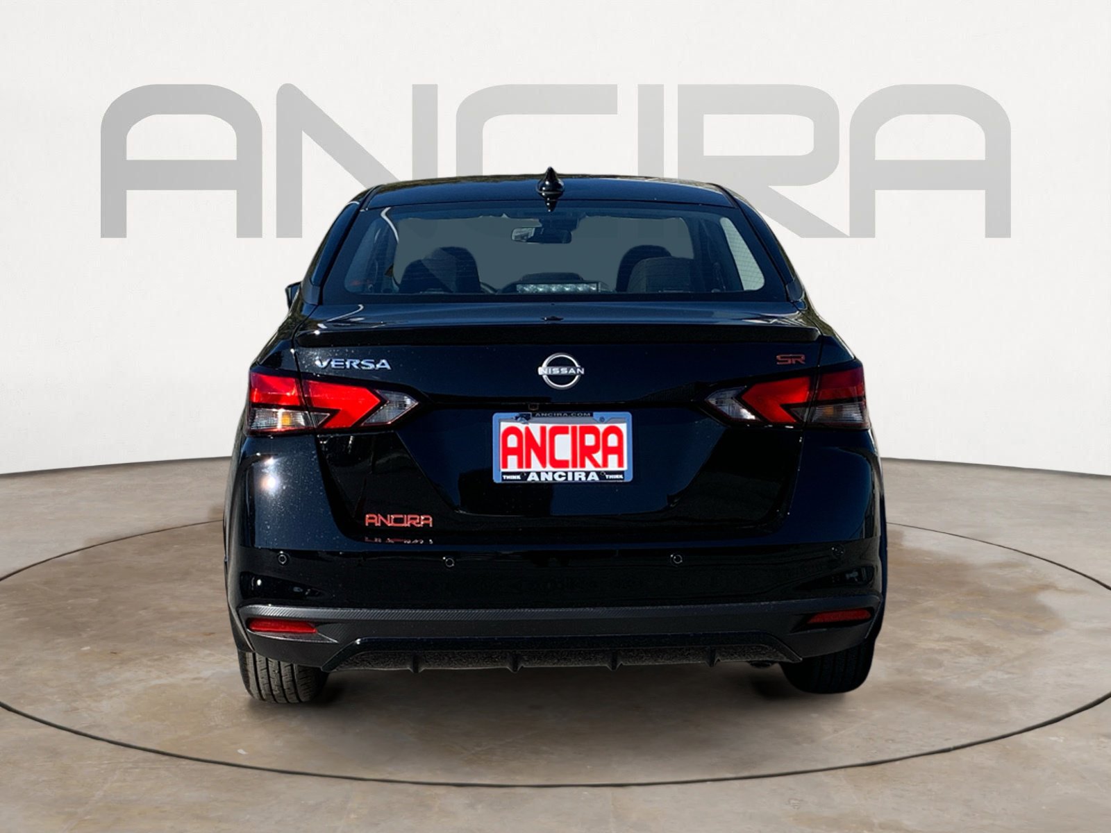 2025 Nissan Versa SR photo 8