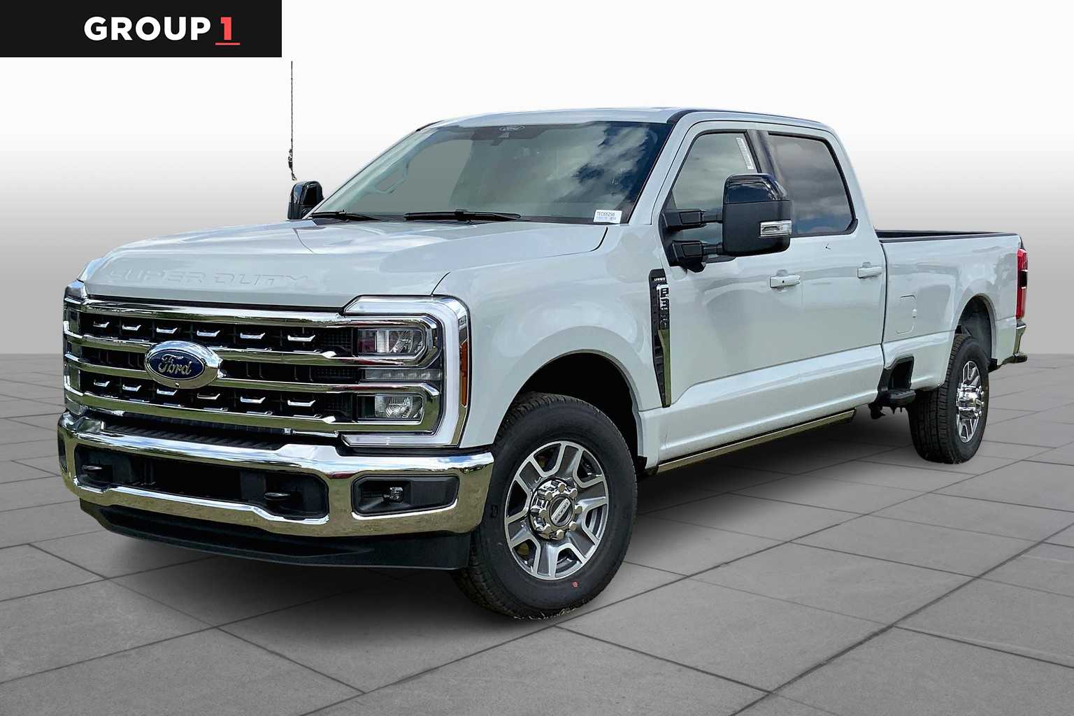 2026 Ford F-350 Super Duty XL's photo