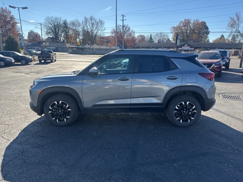 2023 Chevrolet Trailblazer LT photo 4