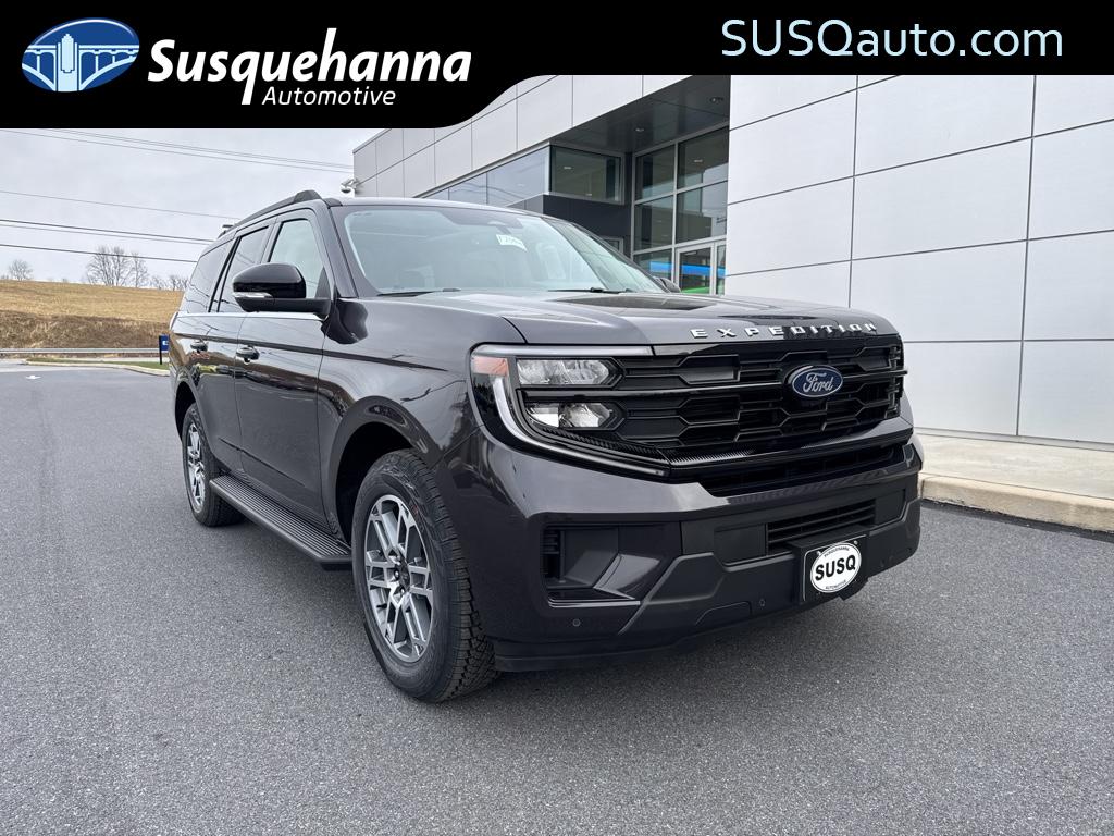 2025 Ford Expedition Active's photo