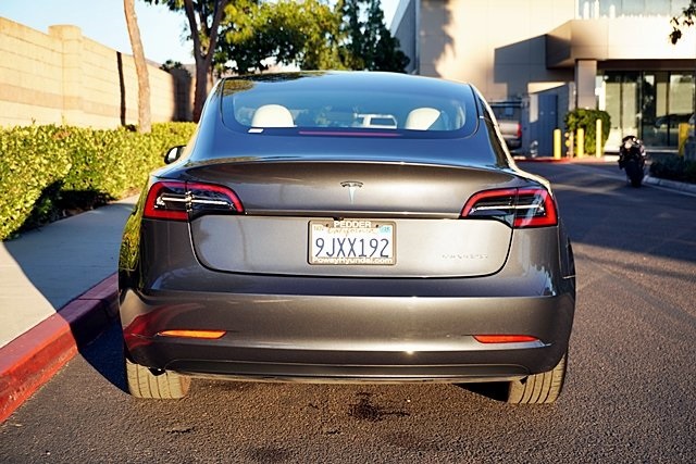 Used 2023  Tesla Long Range image 8