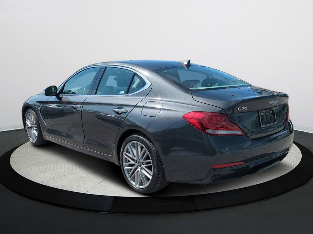 2021 Genesis G70 2.0T photo 5