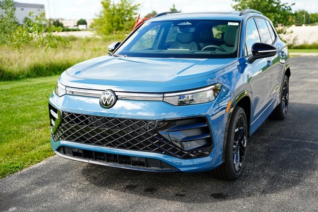 2025 Volkswagen Tiguan SE R-Line Black photo 5