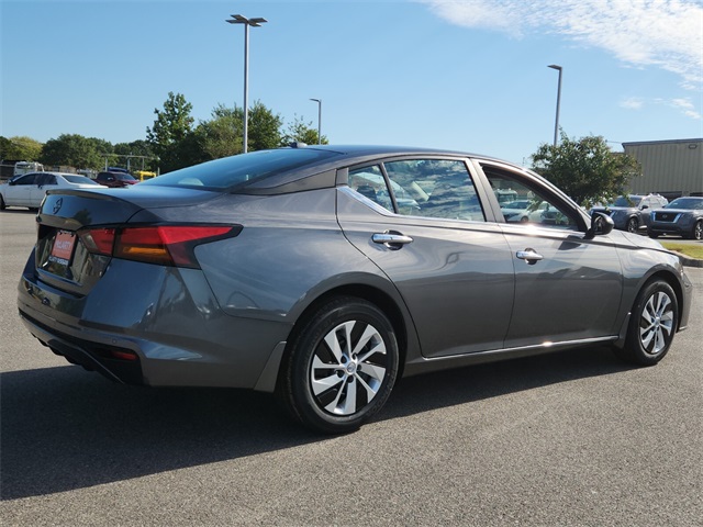 2025 Nissan Altima 2.5 S photo 2
