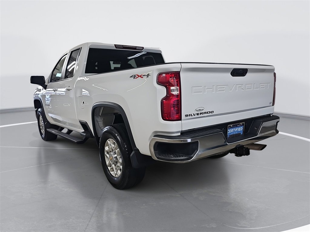 2024 Chevrolet Silverado 2500HD LT photo 4
