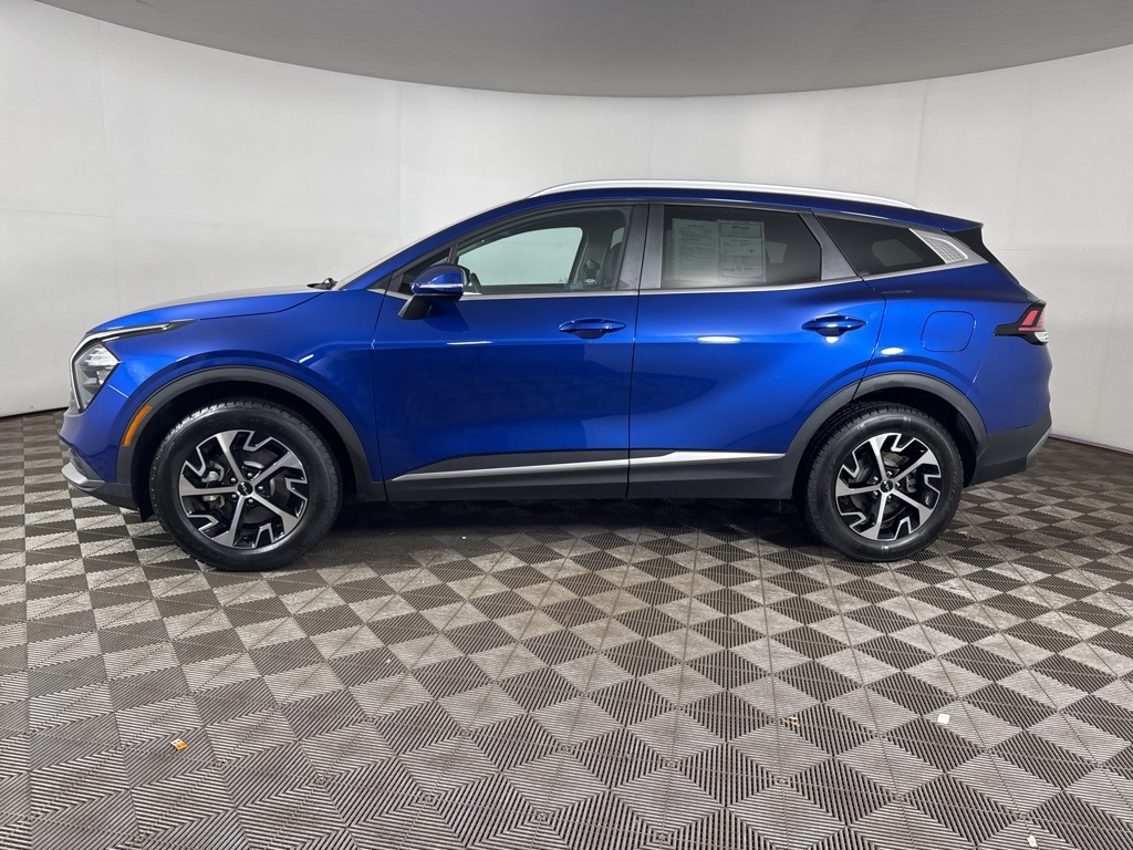 2023 Kia Sportage EX photo 3