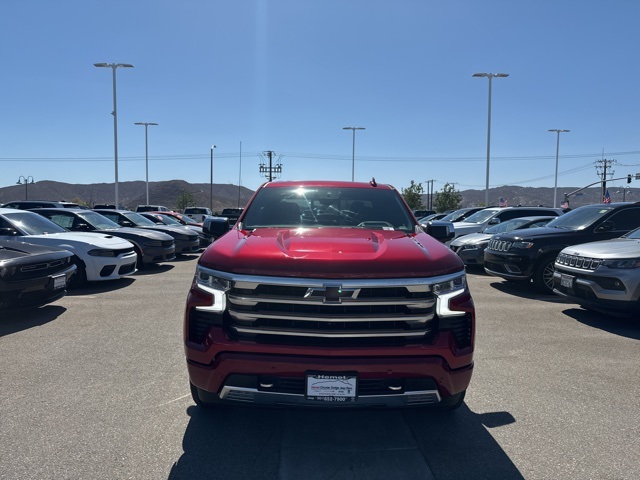 2022 Chevrolet Silverado 1500 High Country photo 2