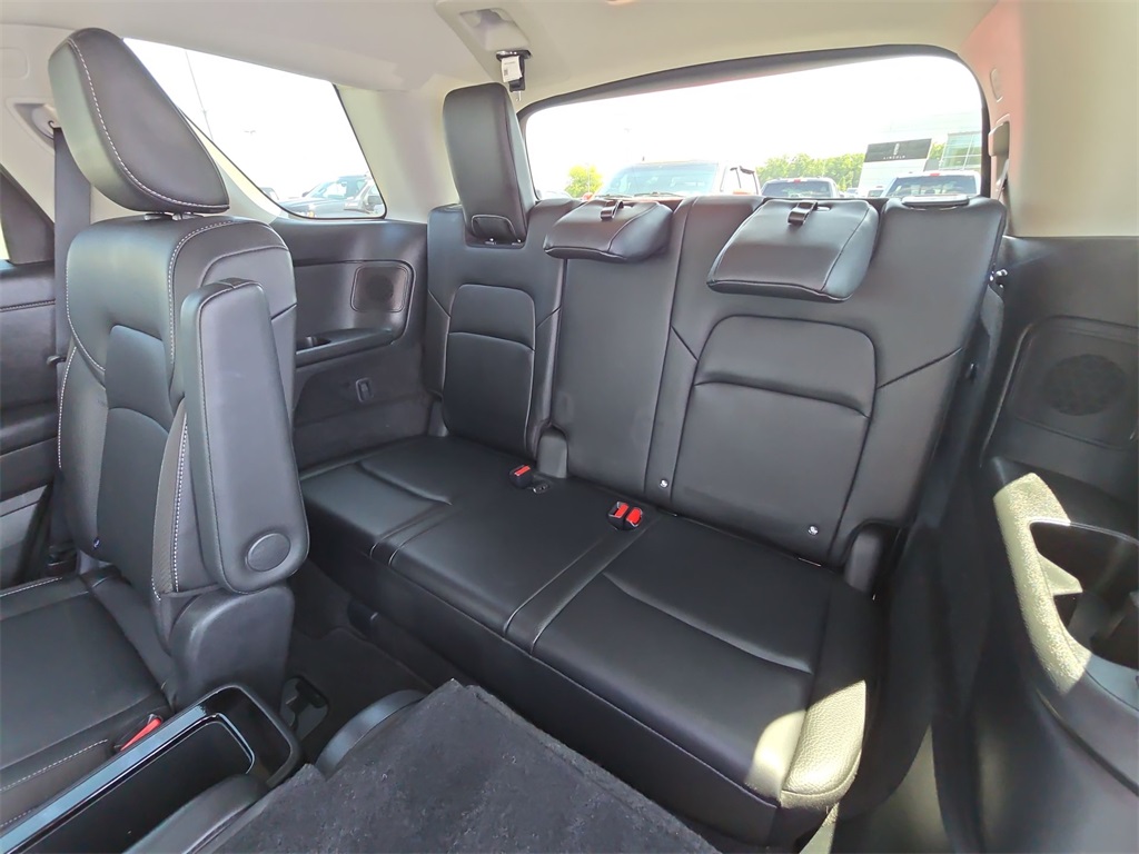 2023 Nissan Pathfinder SL photo 29