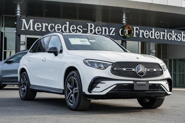2026 Mercedes-Benz GLC Base's photo